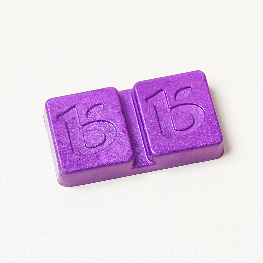 Queen's Purple Color Block image number null