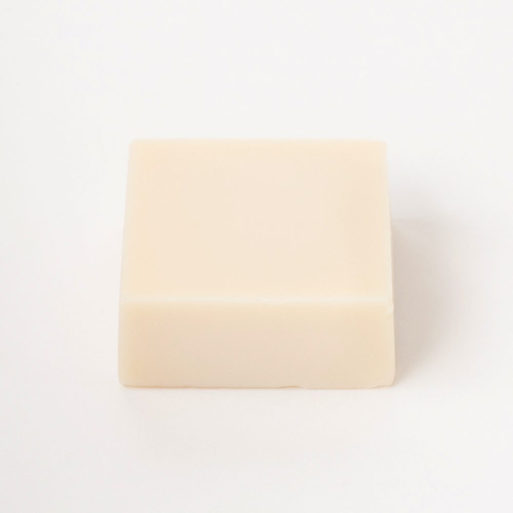Pearl and Petrichor Fragrance Oil image number null
